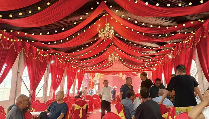 Intente yokutyhala kwaye itsale kwisidlo sewayini iguqula amava okutya angaphandle